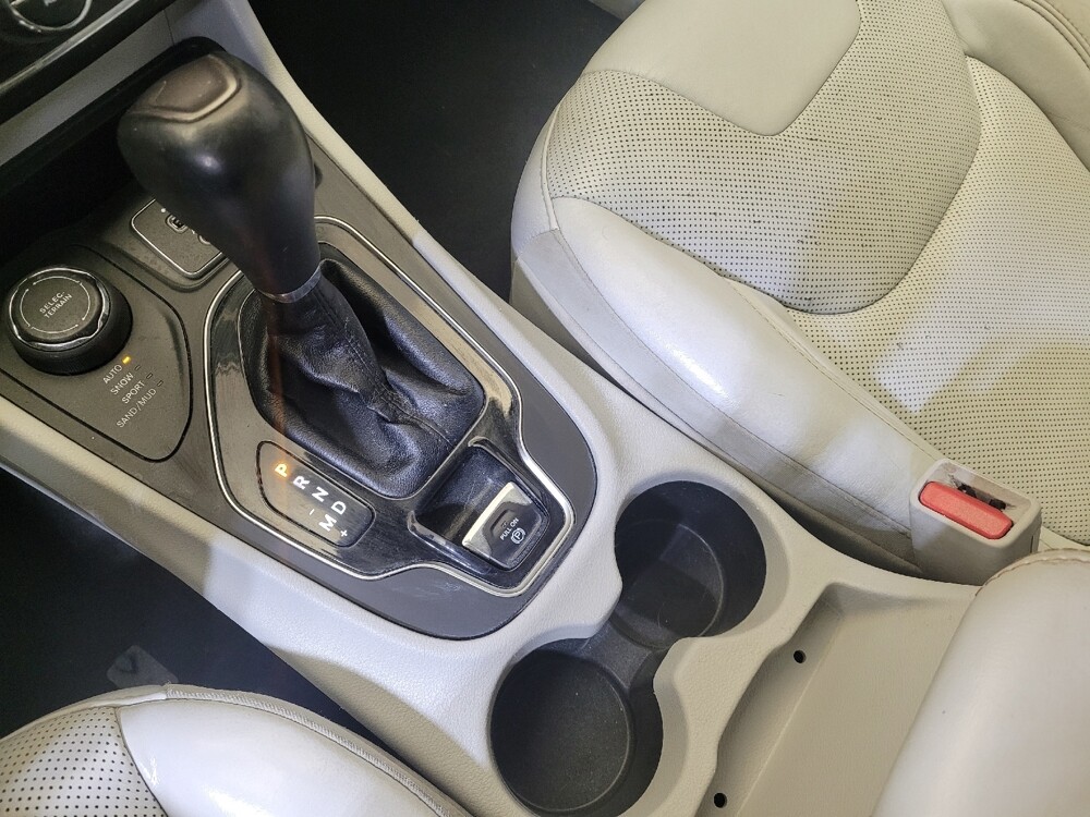 2019 Jeep Cherokee in Fairfield, OH 45014 - 18112795 26