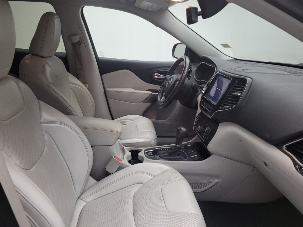 2019 Jeep Cherokee in Fairfield, OH 45014 - 18112795 21