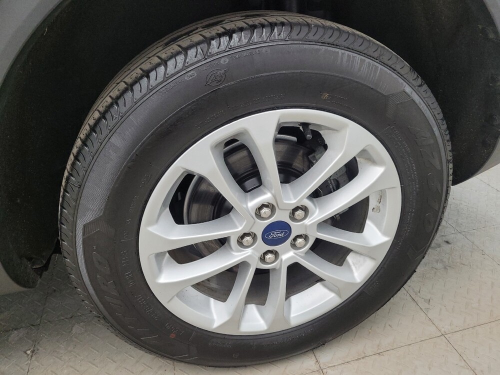 2020 Ford Escape in Fairfield, OH 45014 - 18112799 31