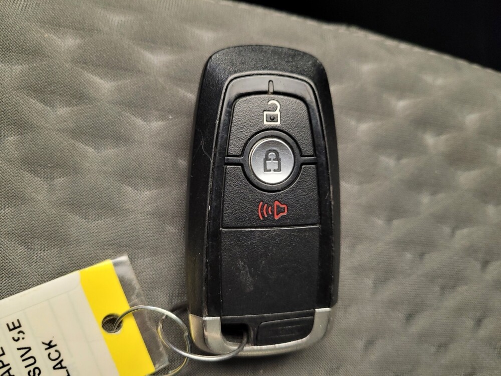 2020 Ford Escape in Fairfield, OH 45014 - 18112799 32