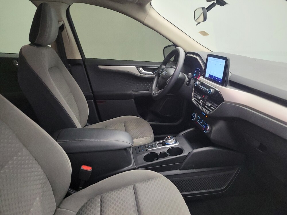 2020 Ford Escape in Fairfield, OH 45014 - 18112799 21