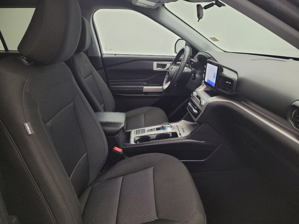 2022 Ford Explorer in Fairfield, OH 45014 - 18112801 21