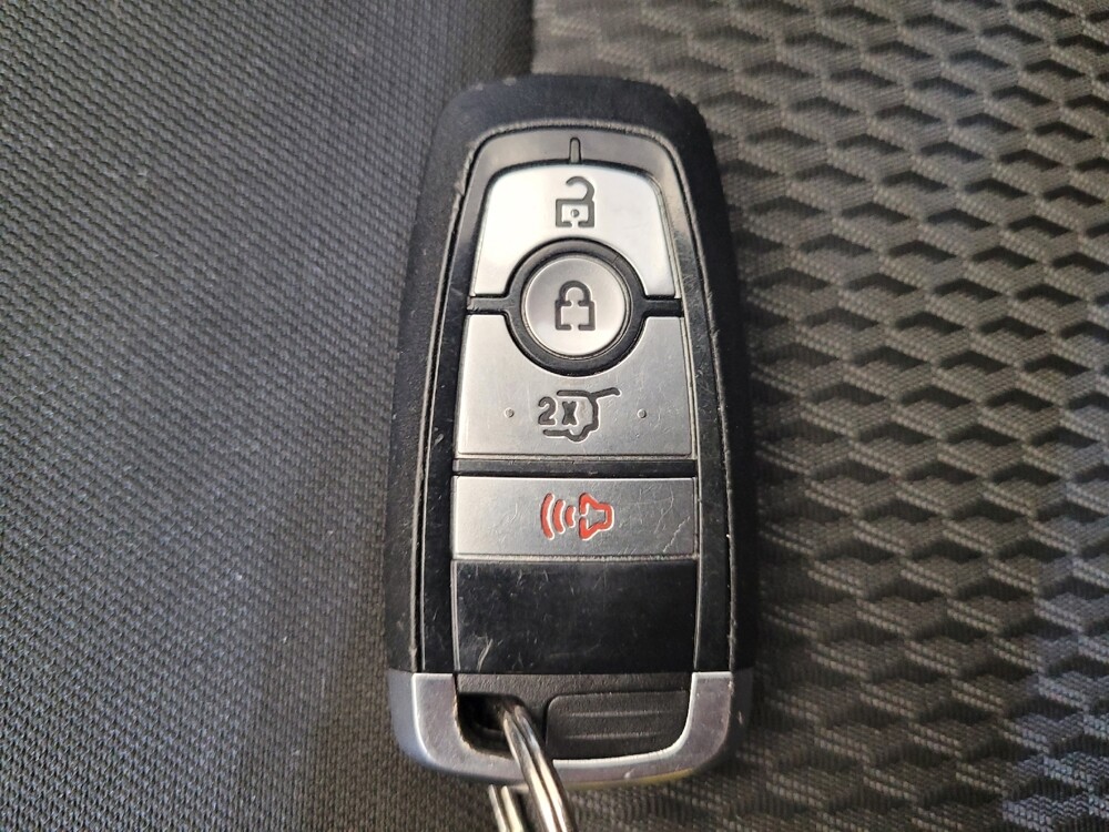 2022 Ford Explorer in Fairfield, OH 45014 - 18112801 32