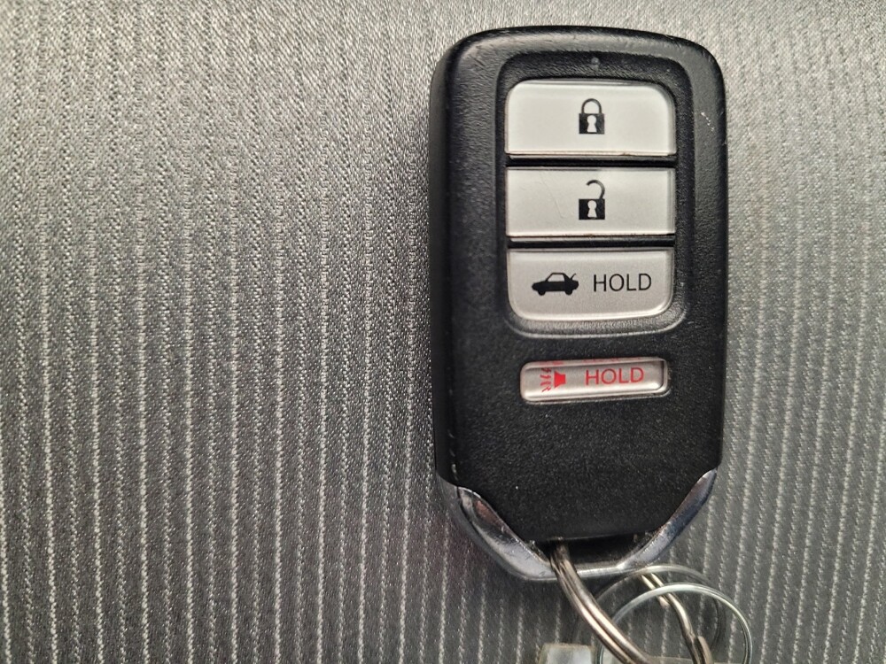 2019 Honda Accord in Cincinnati, OH 45255 - 18112802 32