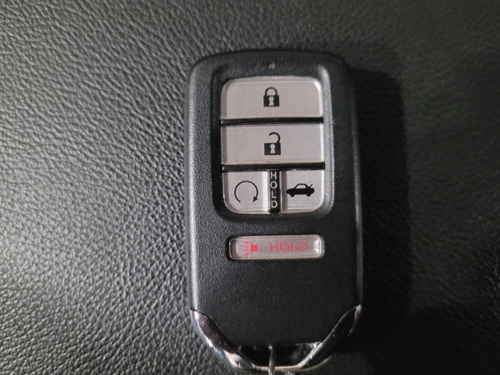 2019 Honda Accord in New Castle, DE 19720 - 18112804 32