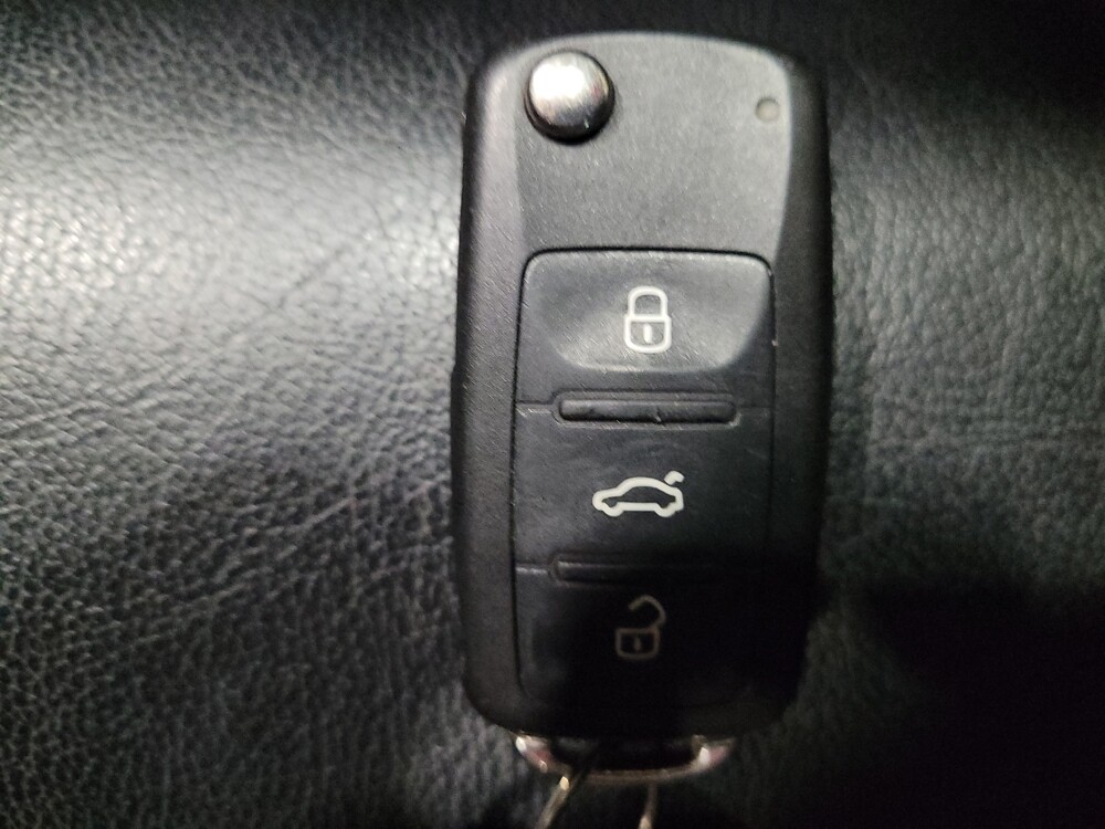 2016 Volkswagen Tiguan in New Castle, DE 19720 - 18112805 32