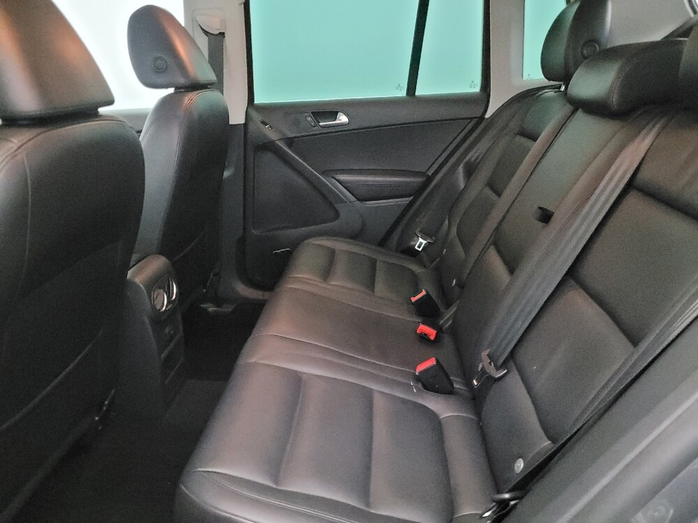 2016 Volkswagen Tiguan in New Castle, DE 19720 - 18112805 18