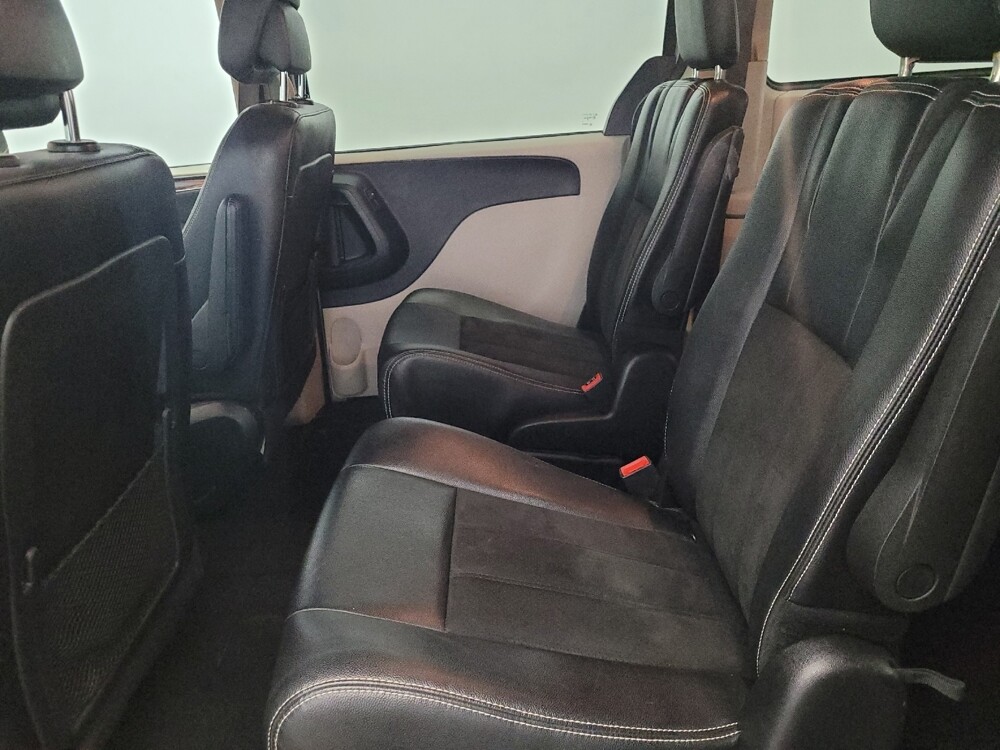 2019 Dodge Grand Caravan in Allentown, PA 18103 - 18112806 18