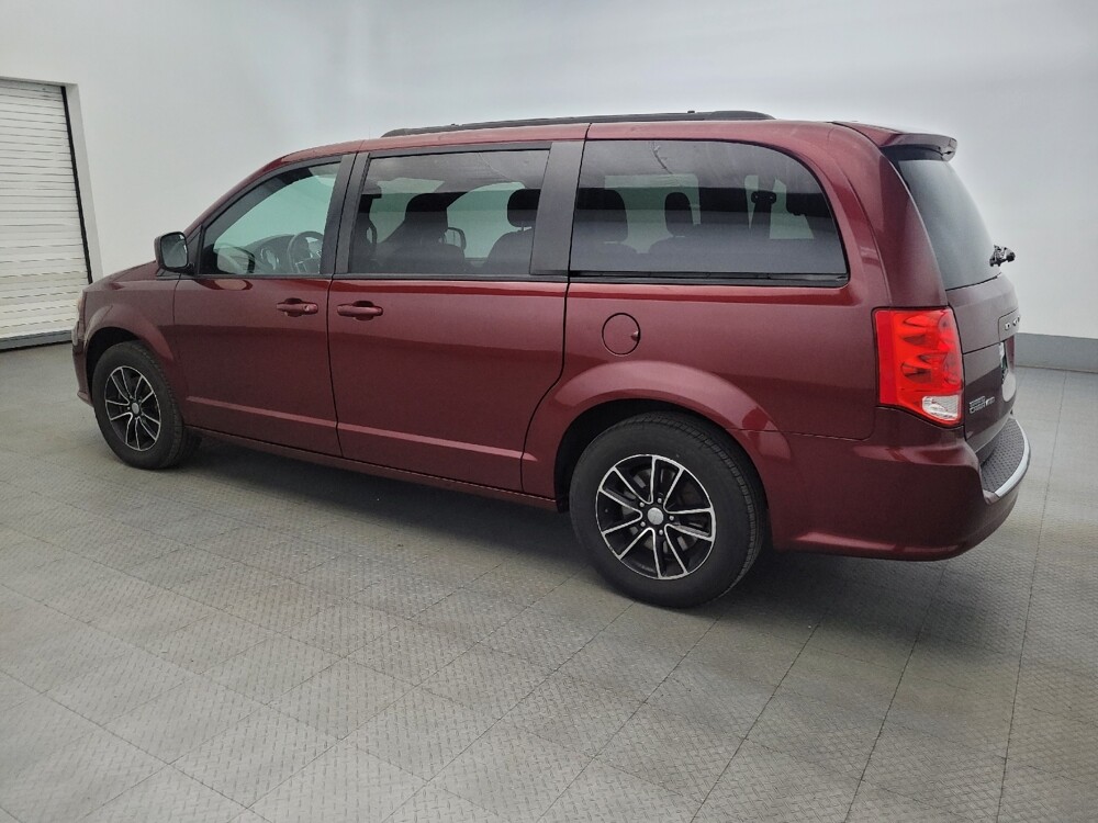 2018 Dodge Grand Caravan in Pittsburgh, PA 15237 - 18112809 3
