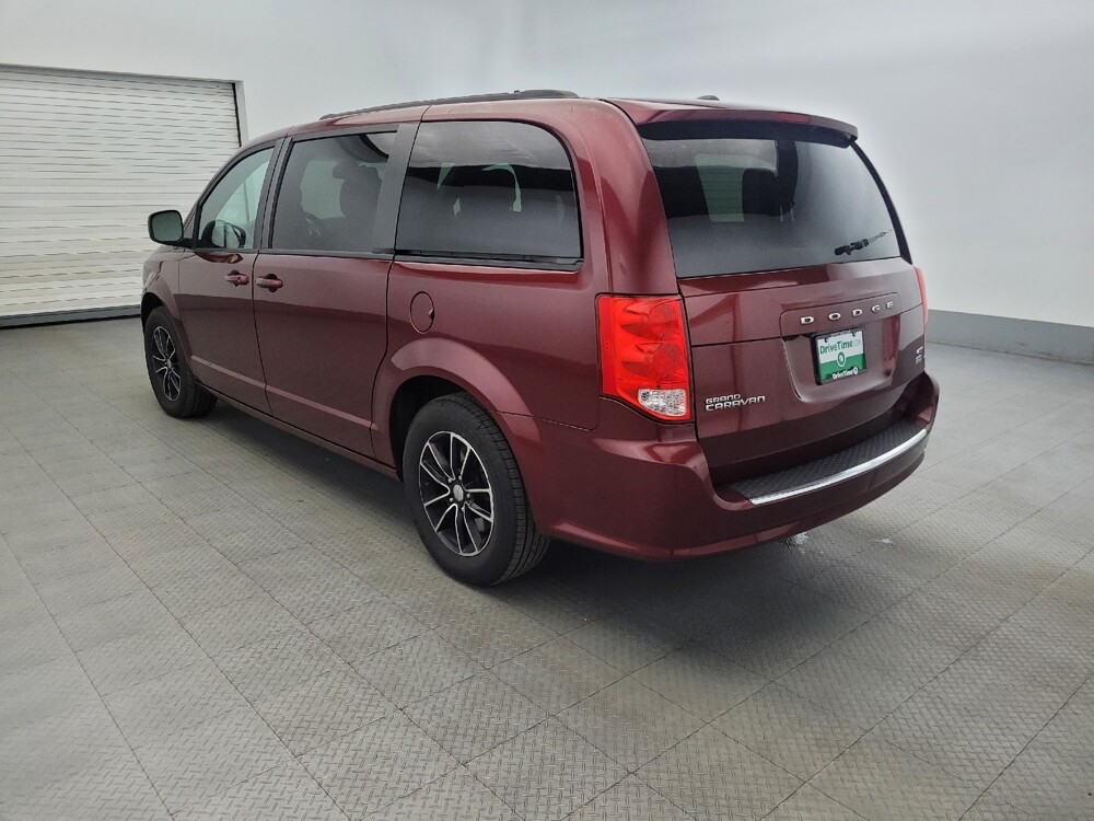 2018 Dodge Grand Caravan in Pittsburgh, PA 15237 - 18112809 5