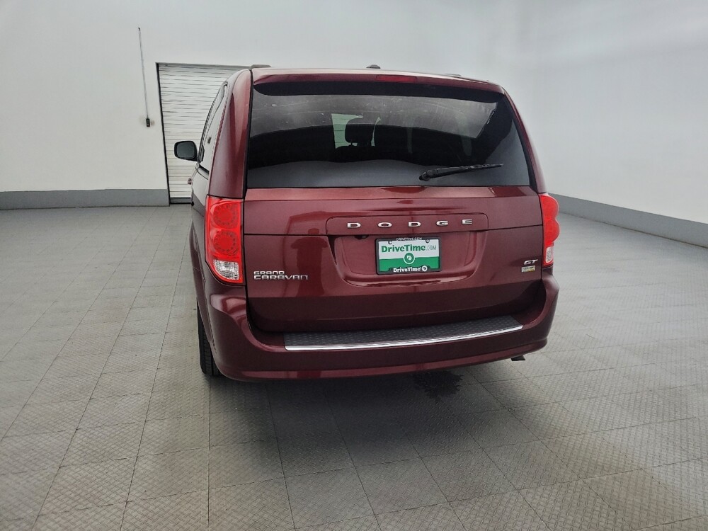 2018 Dodge Grand Caravan in Pittsburgh, PA 15237 - 18112809 6