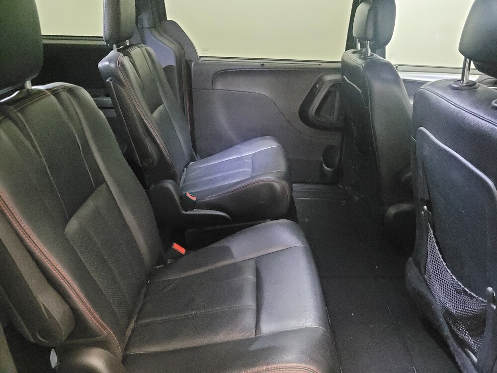 2018 Dodge Grand Caravan in Pittsburgh, PA 15237 - 18112809 19