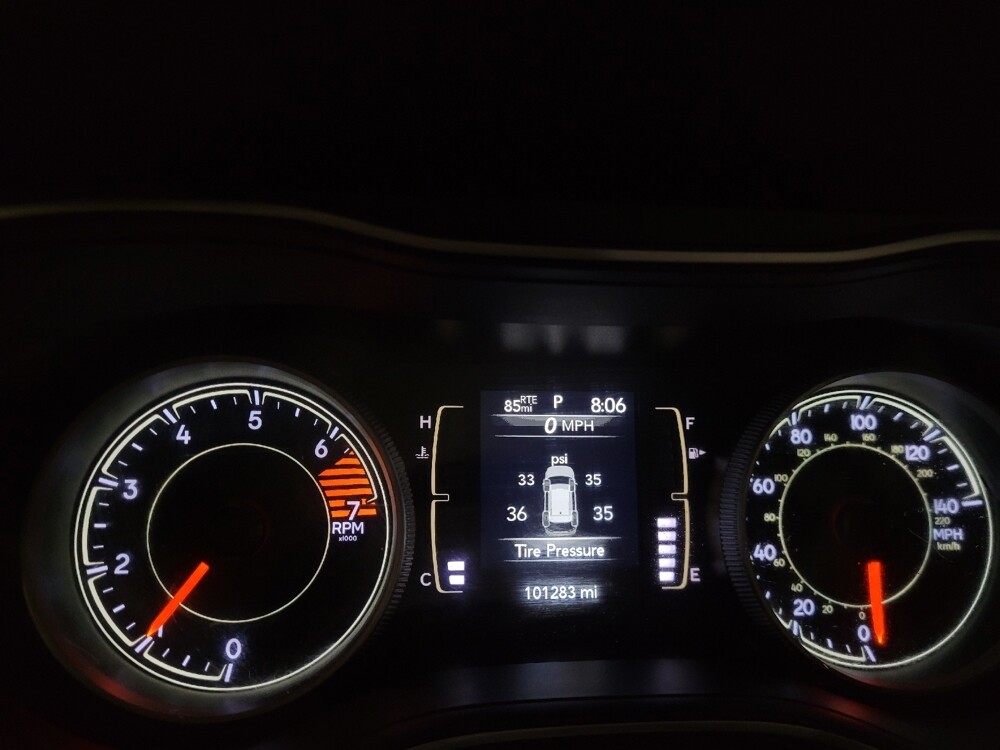 2019 Jeep Cherokee in Pittsburgh, PA 15237 - 18112810 23