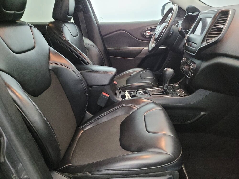 2019 Jeep Cherokee in Pittsburgh, PA 15237 - 18112810 21