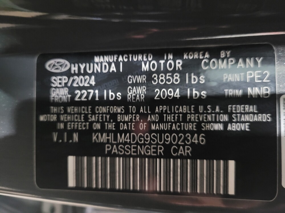 2025 Hyundai Elantra in Glen Burnie, MD 21061 - 18112811 33