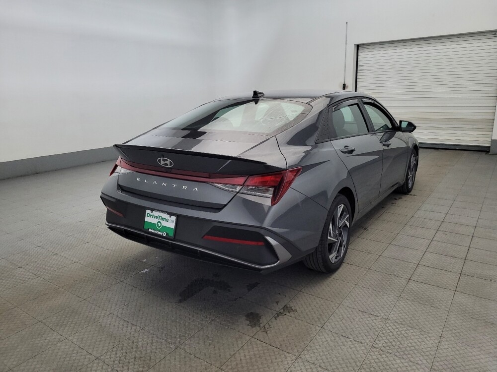 2025 Hyundai Elantra in Glen Burnie, MD 21061 - 18112811 9