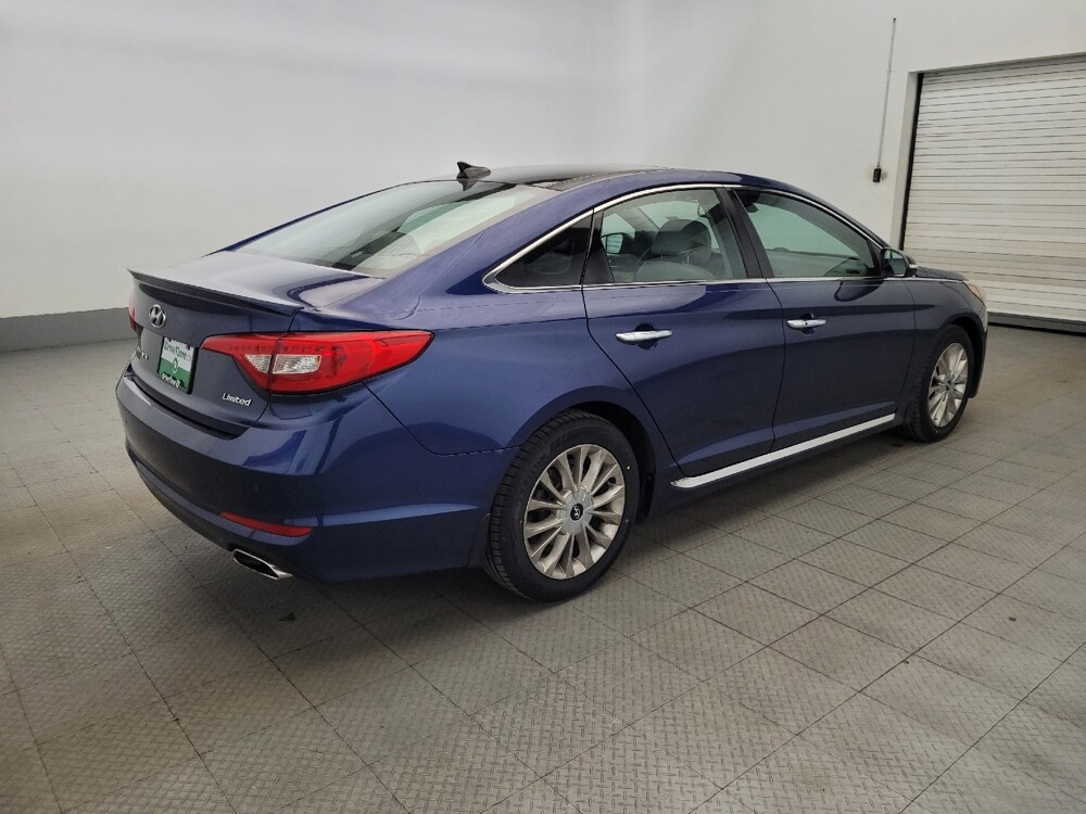 2015 Hyundai Sonata in Pittsburgh, PA 15237 - 18112815 10