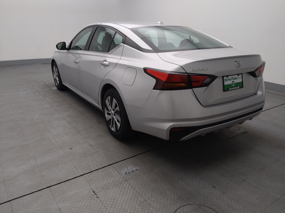 2020 Nissan Altima in St. Louis, MO 63136 - 18112827 5