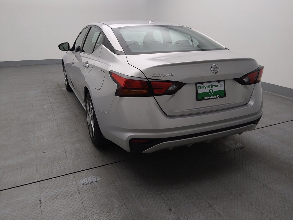 2020 Nissan Altima in St. Louis, MO 63136 - 18112827 6