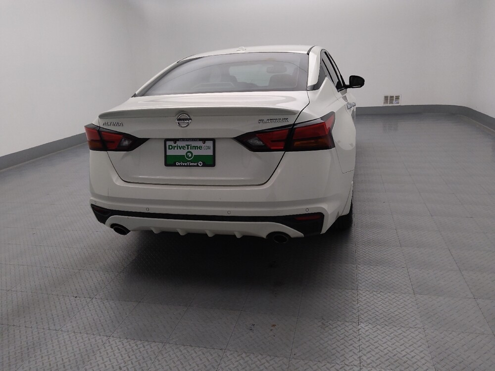2020 Nissan Altima in Topeka, KS 66611 - 18112828 7