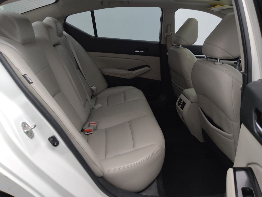 2020 Nissan Altima in Topeka, KS 66611 - 18112828 19