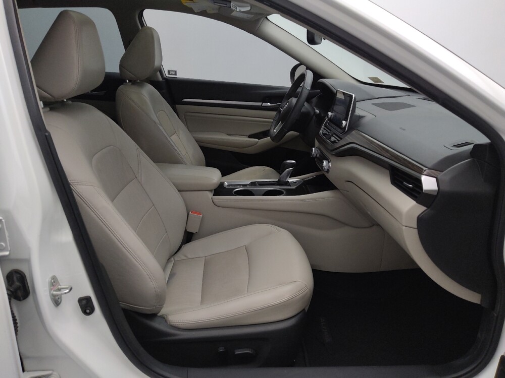 2020 Nissan Altima in Topeka, KS 66611 - 18112828 21