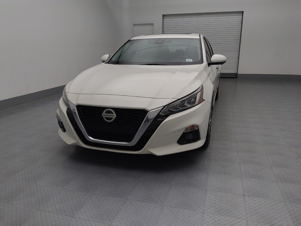 2020 Nissan Altima in Topeka, KS 66611 - 18112828 15