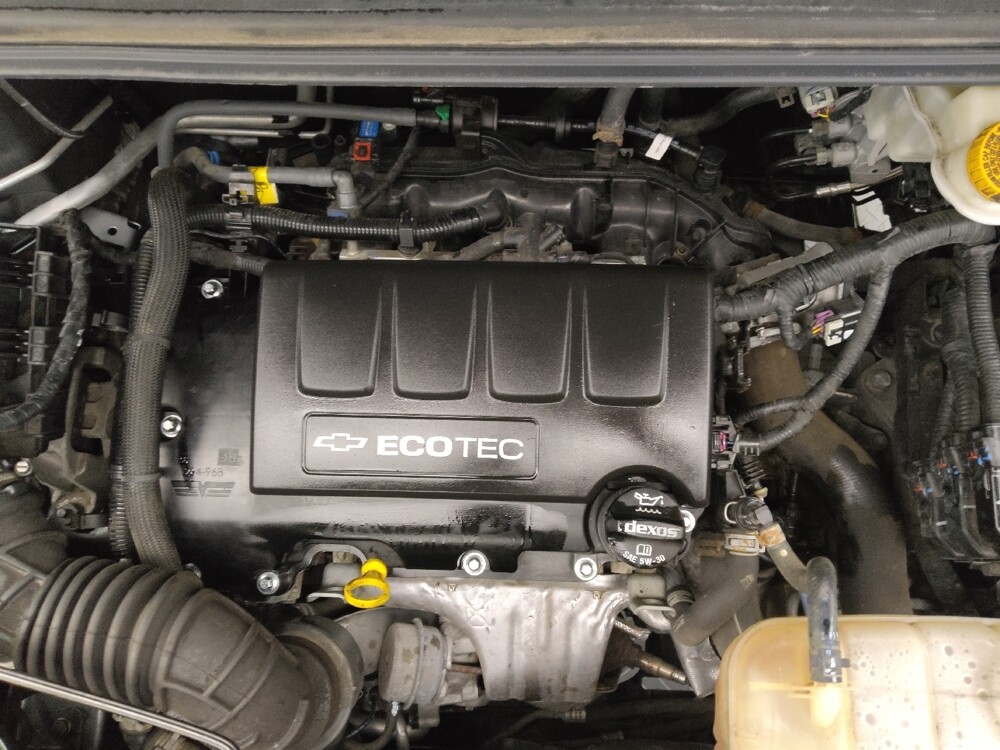 2020 Chevrolet Trax in St. Louis, MO 63136 - 18112829 30