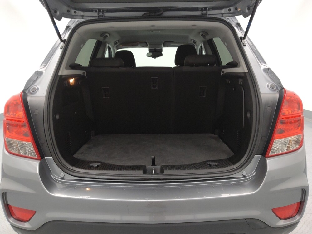 2020 Chevrolet Trax in St. Louis, MO 63136 - 18112829 29