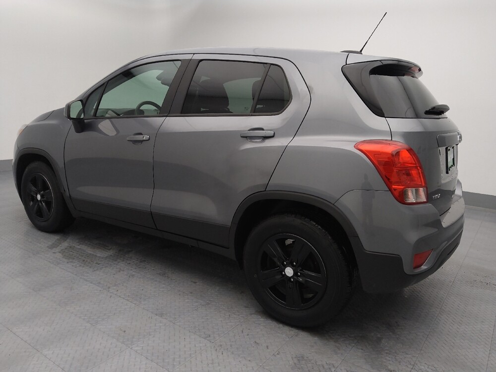 2020 Chevrolet Trax in St. Louis, MO 63136 - 18112829 3