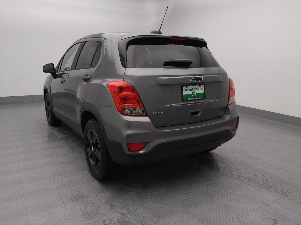 2020 Chevrolet Trax in St. Louis, MO 63136 - 18112829 6