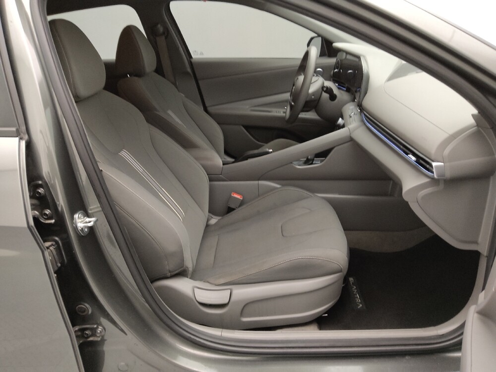 2024 Hyundai Elantra in St. Louis, MO 63136 - 18112832 21