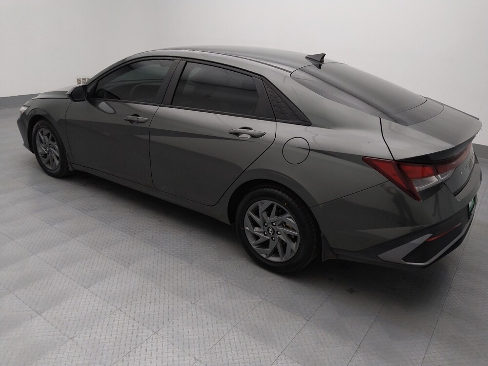 2024 Hyundai Elantra in St. Louis, MO 63136 - 18112832 3