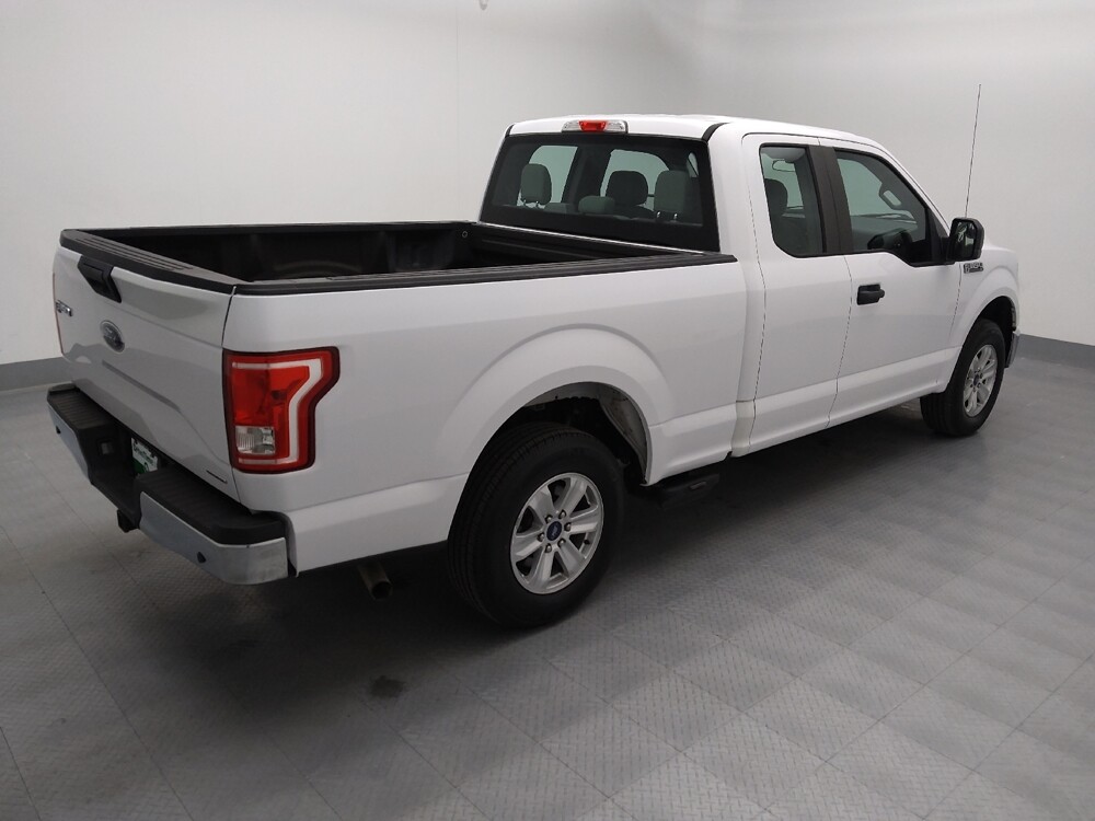 2017 Ford F150 in Gladstone, MO 64118 - 18112833 10