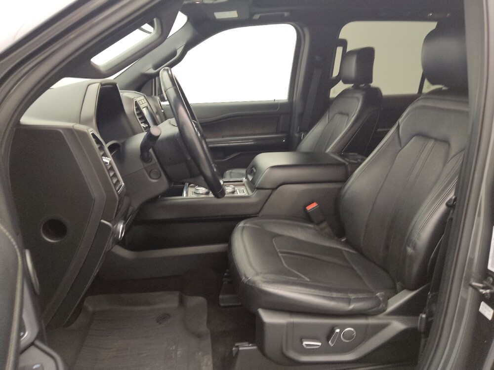 2019 Ford Expedition in St. Louis, MO 63125 - 18112834 17