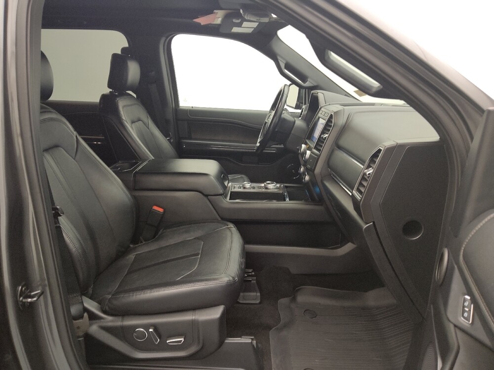 2019 Ford Expedition in St. Louis, MO 63125 - 18112834 21