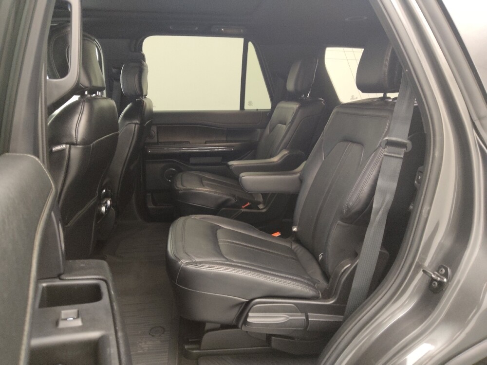 2019 Ford Expedition in St. Louis, MO 63125 - 18112834 18