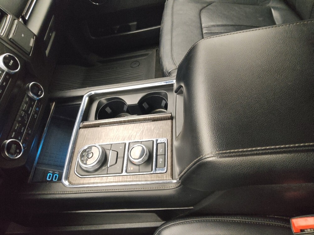 2019 Ford Expedition in St. Louis, MO 63125 - 18112834 26