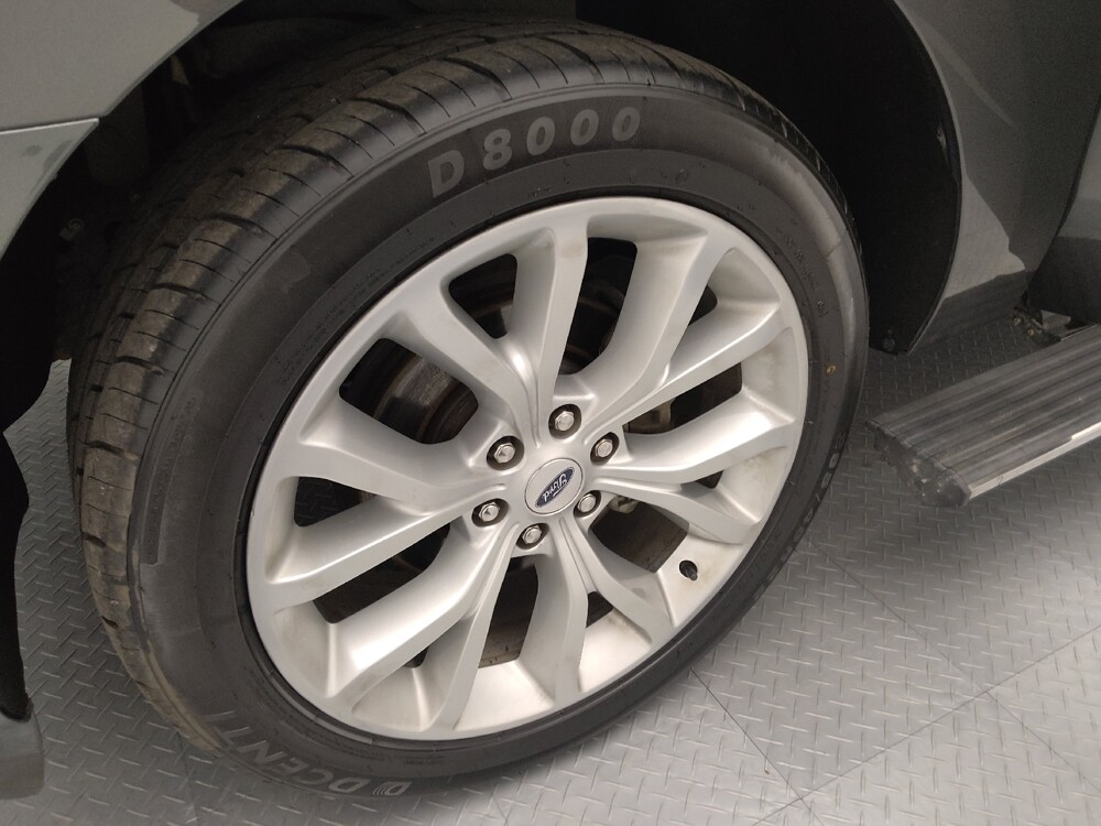 2019 Ford Expedition in St. Louis, MO 63125 - 18112834 31