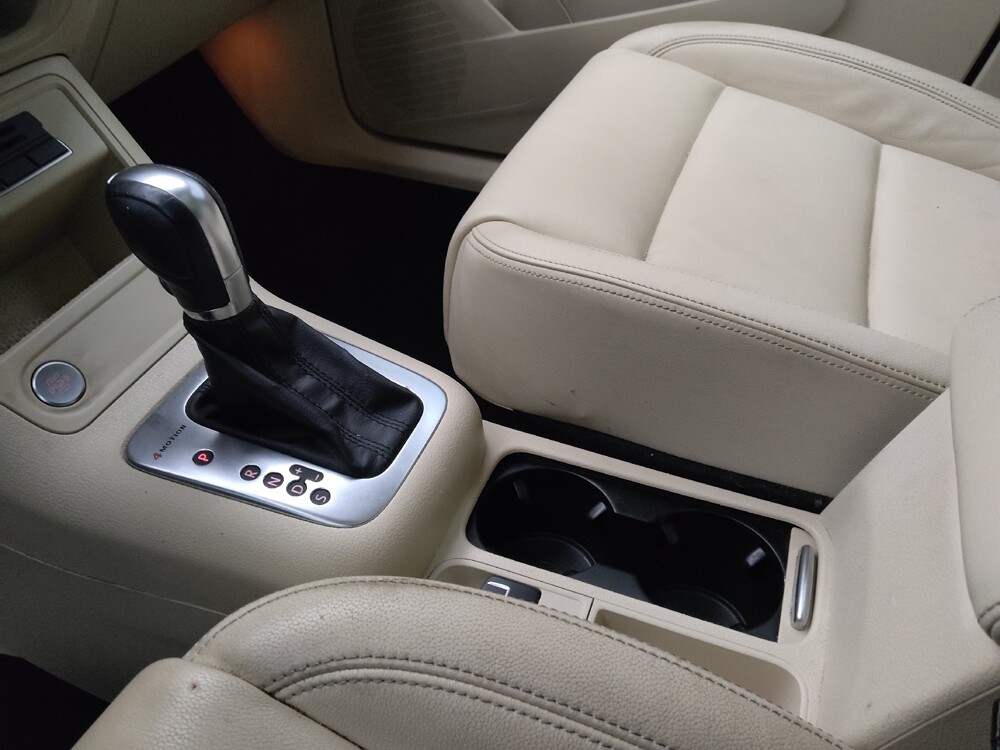 2013 Volkswagen Tiguan in Midlothian, IL 60445 - 18112836 26