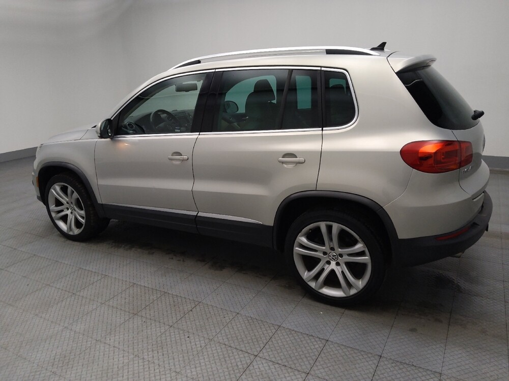 2013 Volkswagen Tiguan in Midlothian, IL 60445 - 18112836 3