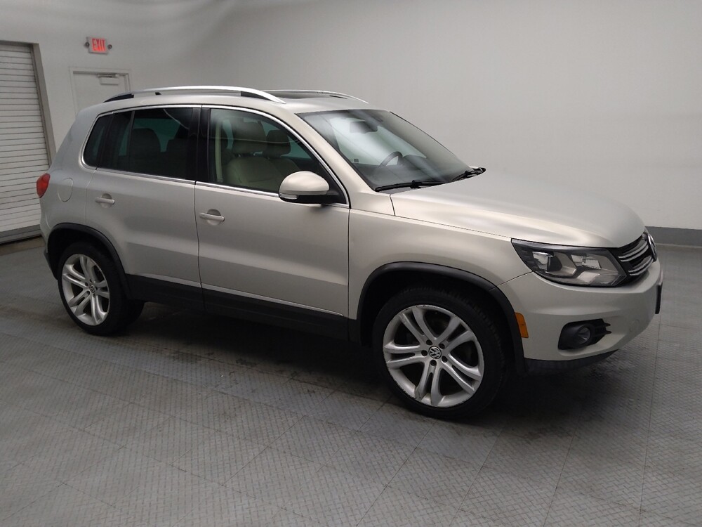 2013 Volkswagen Tiguan in Midlothian, IL 60445 - 18112836 11