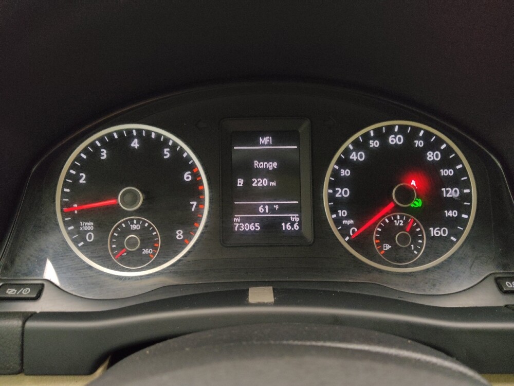 2013 Volkswagen Tiguan in Midlothian, IL 60445 - 18112836 23