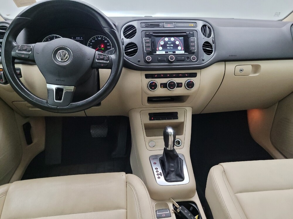 2013 Volkswagen Tiguan in Midlothian, IL 60445 - 18112836 22