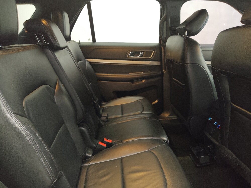 2018 Ford Explorer in Midlothian, IL 60445 - 18112841 19
