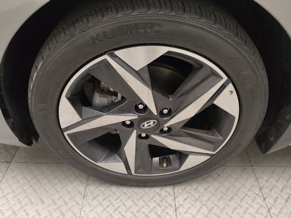 2023 Hyundai Elantra in Des Moines, IA 50310 - 18112845 31