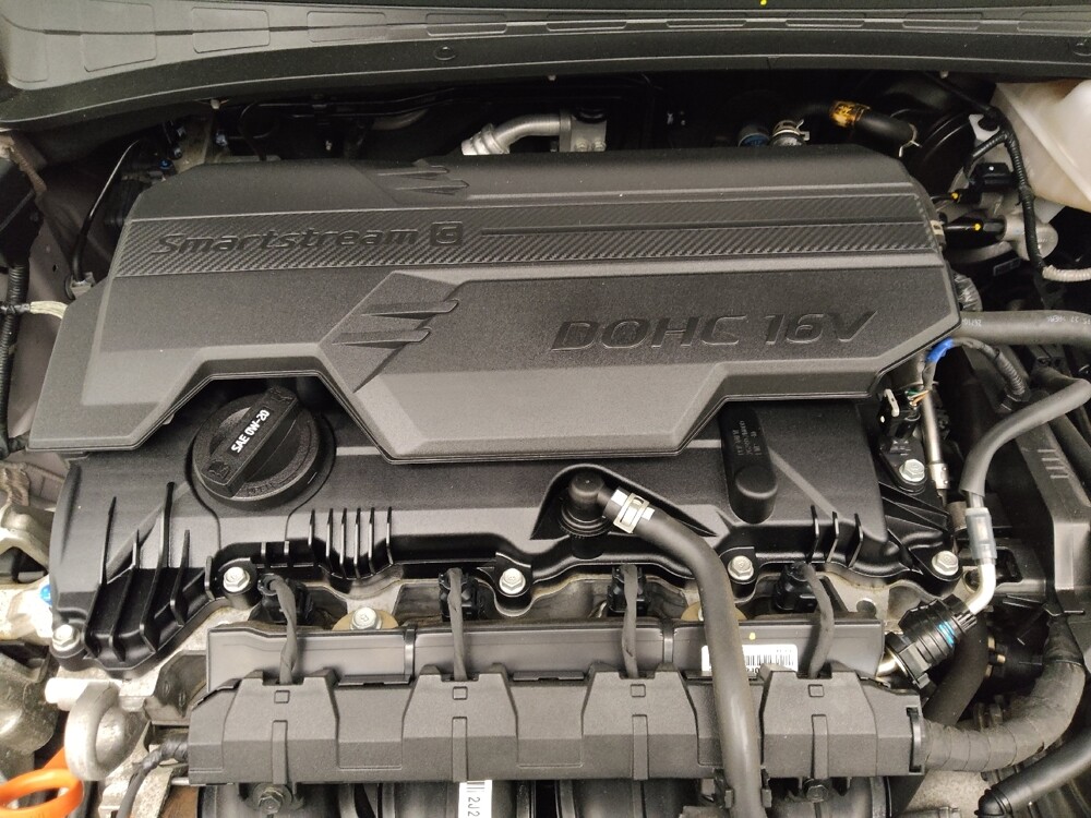 2023 Hyundai Elantra in Des Moines, IA 50310 - 18112845 30