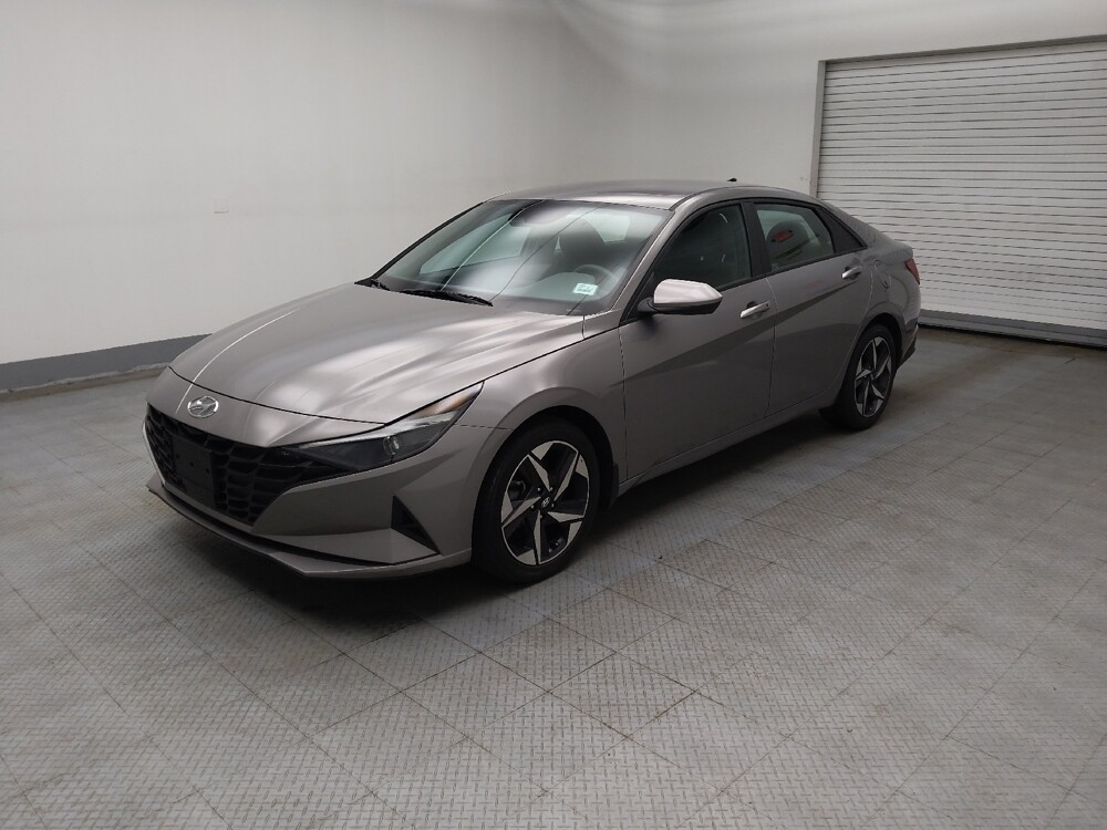 2023 Hyundai Elantra in Des Moines, IA 50310 - 18112845 2