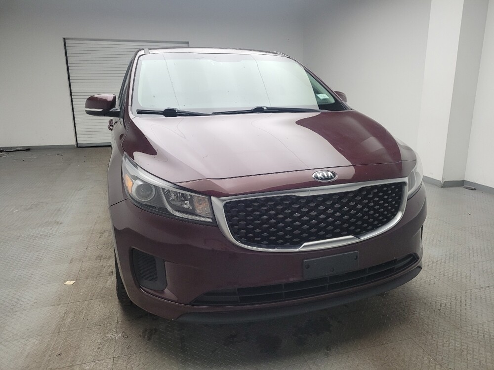 2018 Kia Sedona in Eastpointe, MI 48021 - 18112846 14