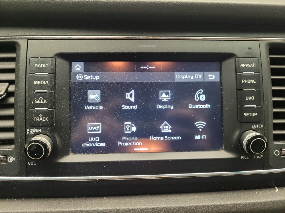 2018 Kia Sedona in Eastpointe, MI 48021 - 18112846 25